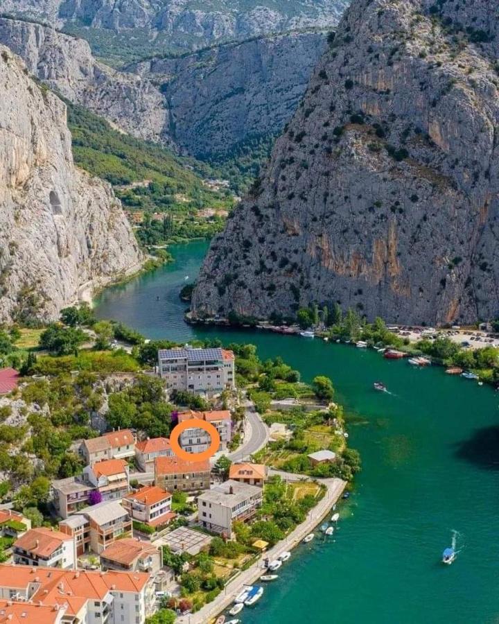 Apartment Navika Omiš Exterior foto